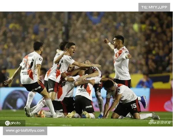 南美解放者杯博卡青年主场迎战河床世纪德比引爆糖果盒球场